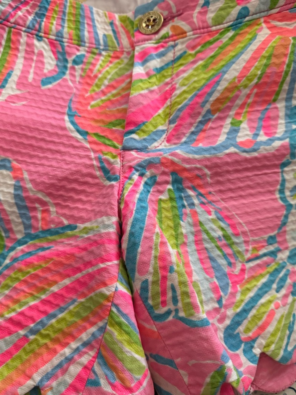 Lilly Pulitzer Buttercup Shorts | Pink Tropical Print | Scalloped Hem | NWOT - Picture 8 of 10